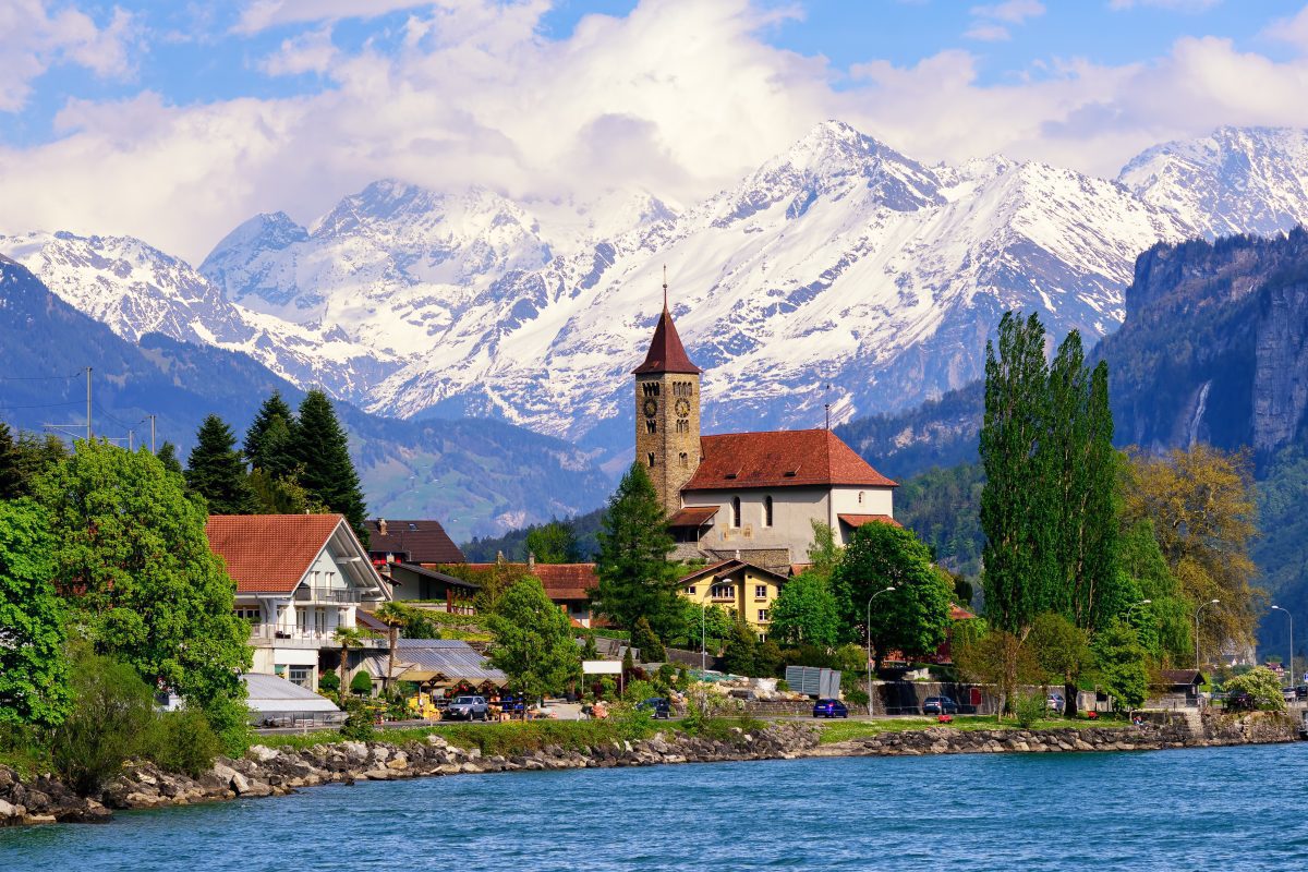 Practicing as a dental hygienist in Switzerland